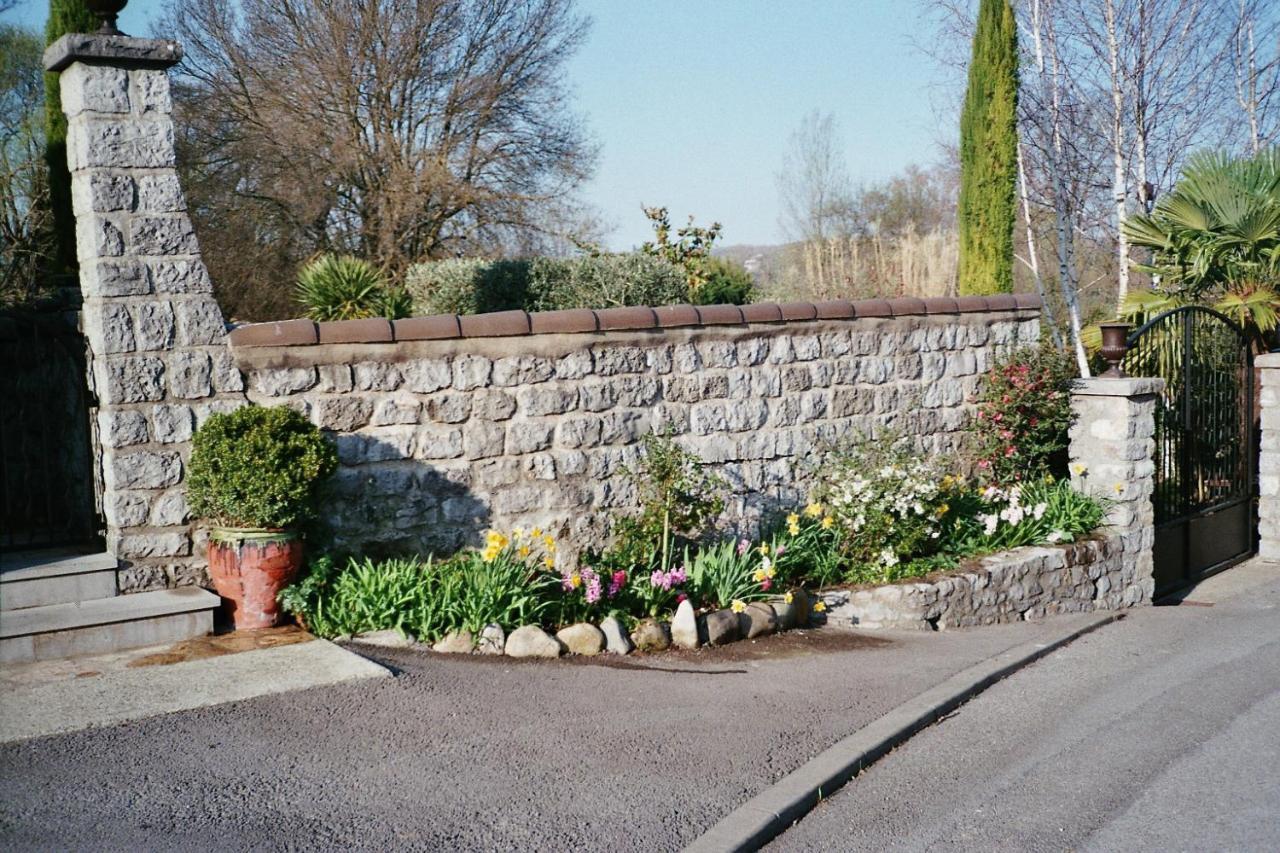 L'Oustale Ruoms Apartment Bagian luar foto